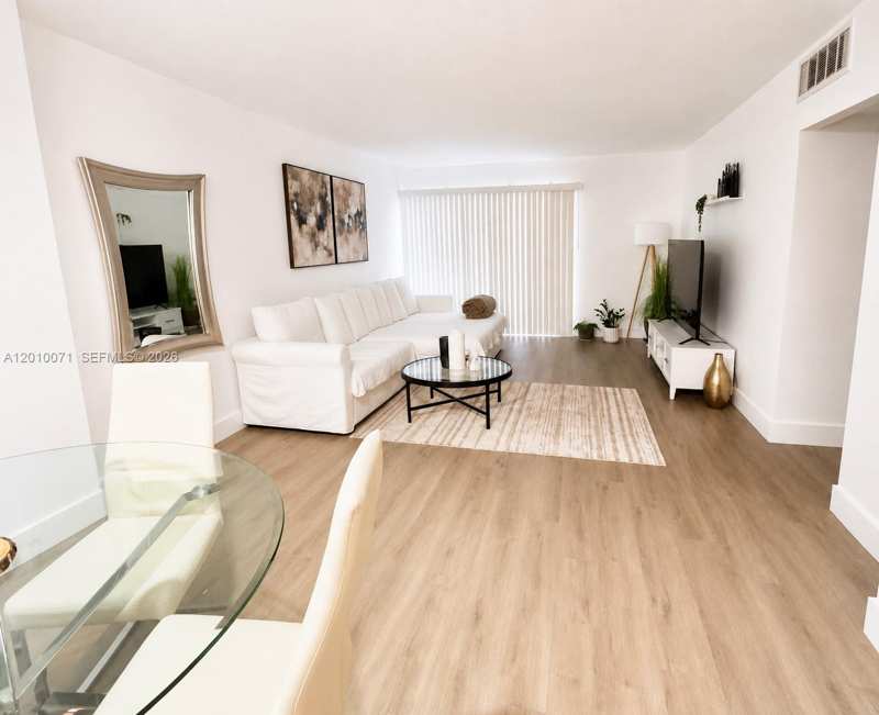 400 Kings Point Dr # 1224, Sunny Isles Beach FL 33160