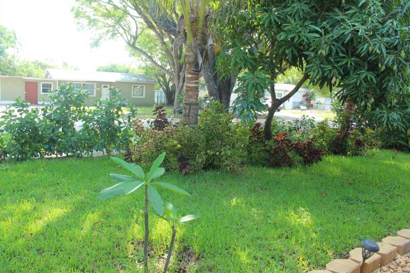 431 S Chillingworth Drive, West Palm Beach FL 33409