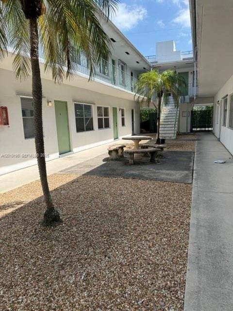 PALMVIEW CONDOMINIUM APAR