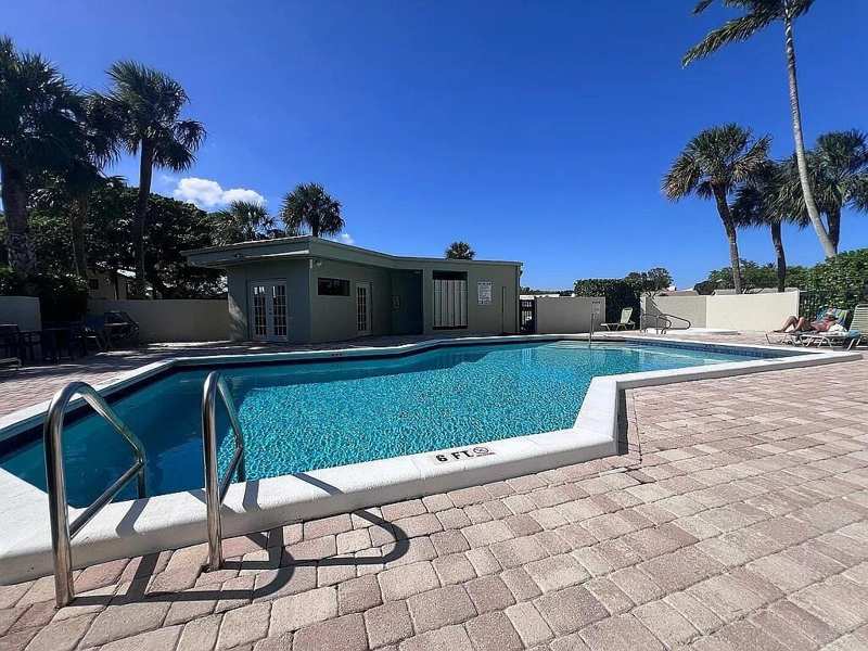6463 La Costa Drive # 105, Boca Raton FL 33433