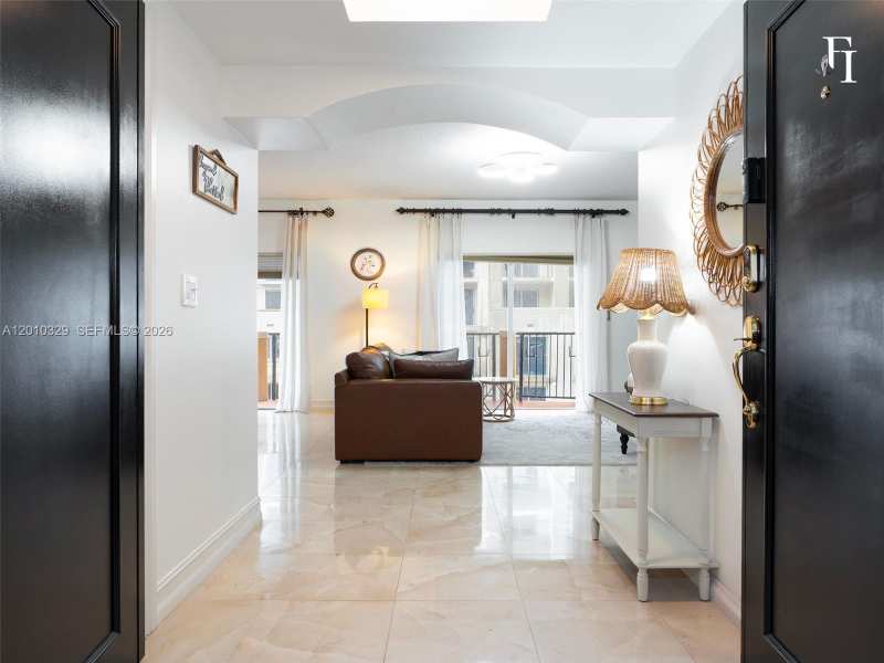 322 Madeira Ave # 405, Coral Gables FL 33134