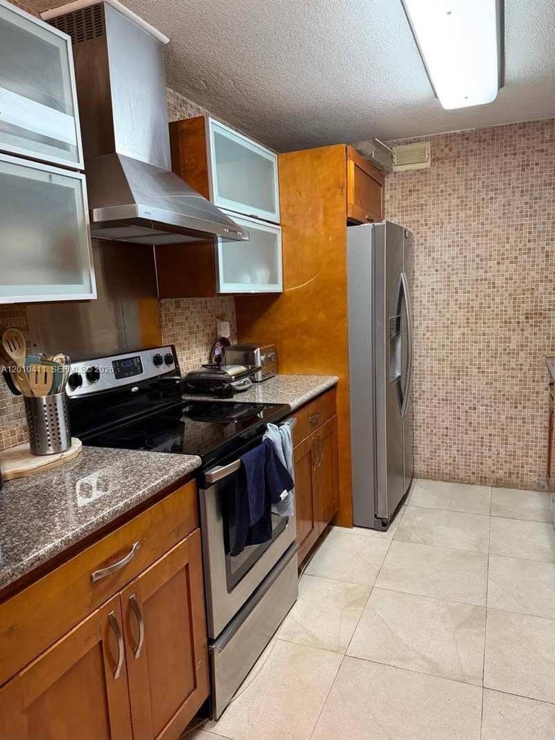 4629 NW 97th Ct # 16, Doral FL 33178
