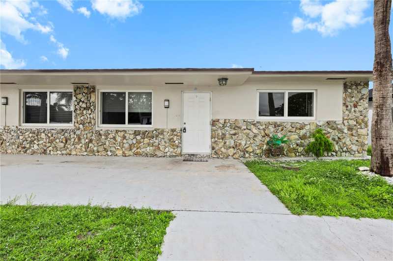 1800 SW 97th Ave # A, Miramar FL 33025