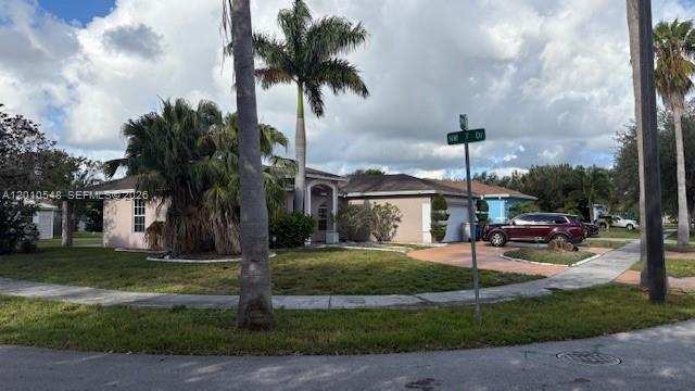 774 NW 16th Pl, Pompano Beach FL 33060