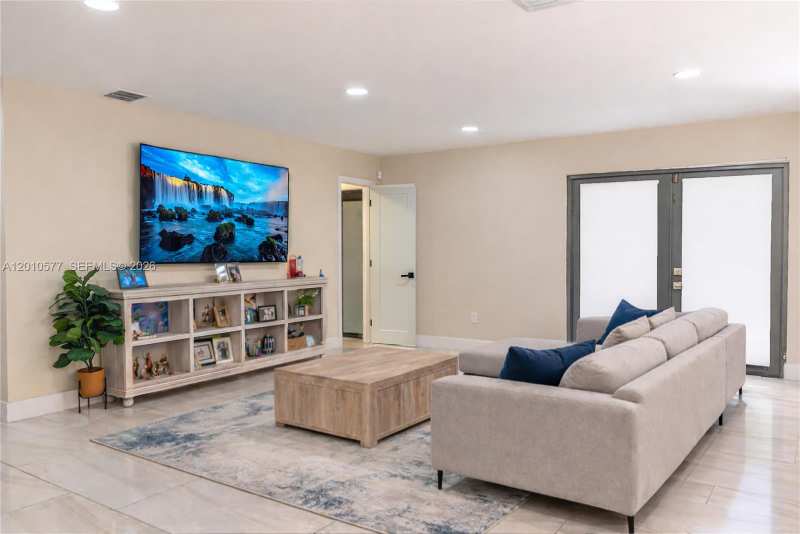 7780 SW 134th Ave, Miami FL 33183