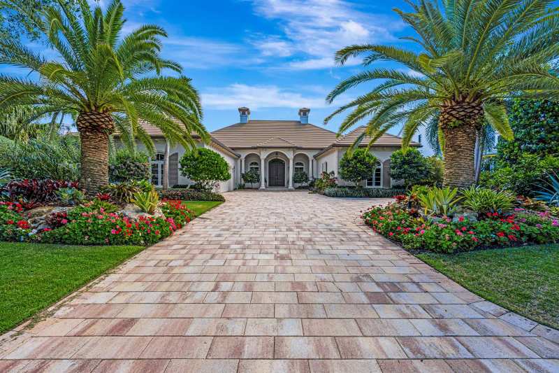 469 Mariner Drive, Jupiter FL 33477