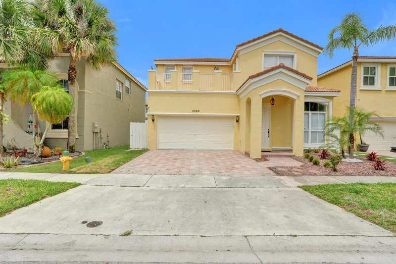 5262 SW 155th Avenue, Miramar FL 33027