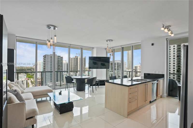 1111 SW 1st Ave, Miami FL 33130