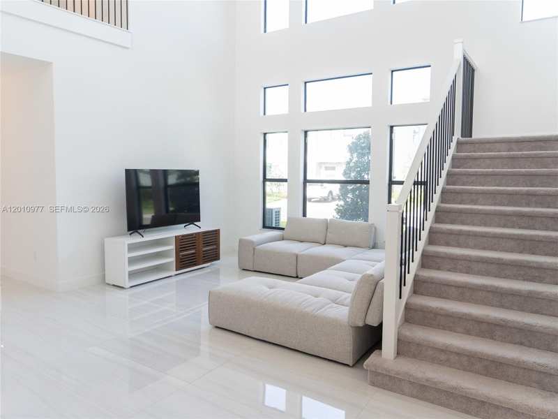 8151 Laurel Falls Dr, Boca Raton FL 33496