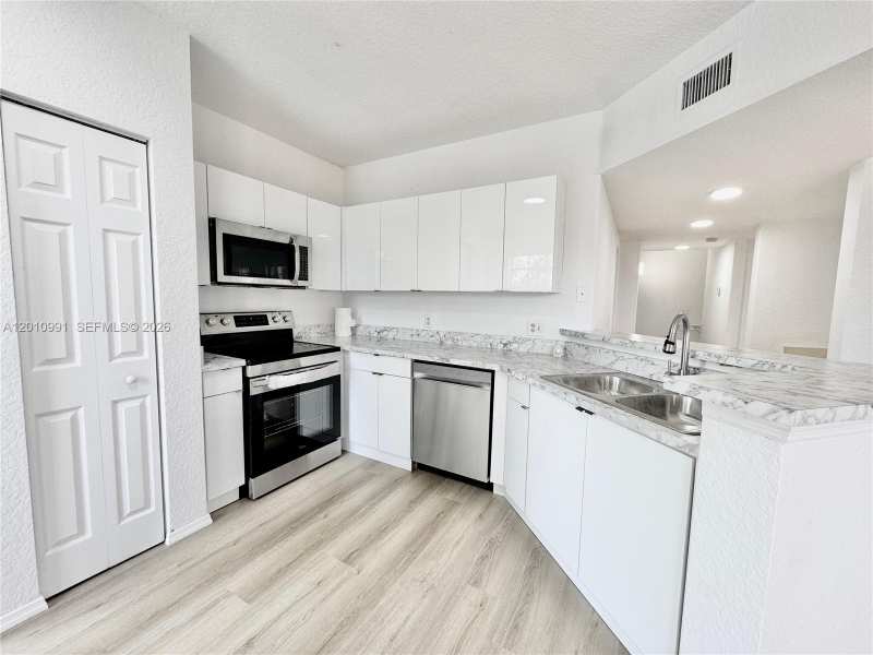 2311 Belmont Ln # 2311, North Lauderdale FL 33068