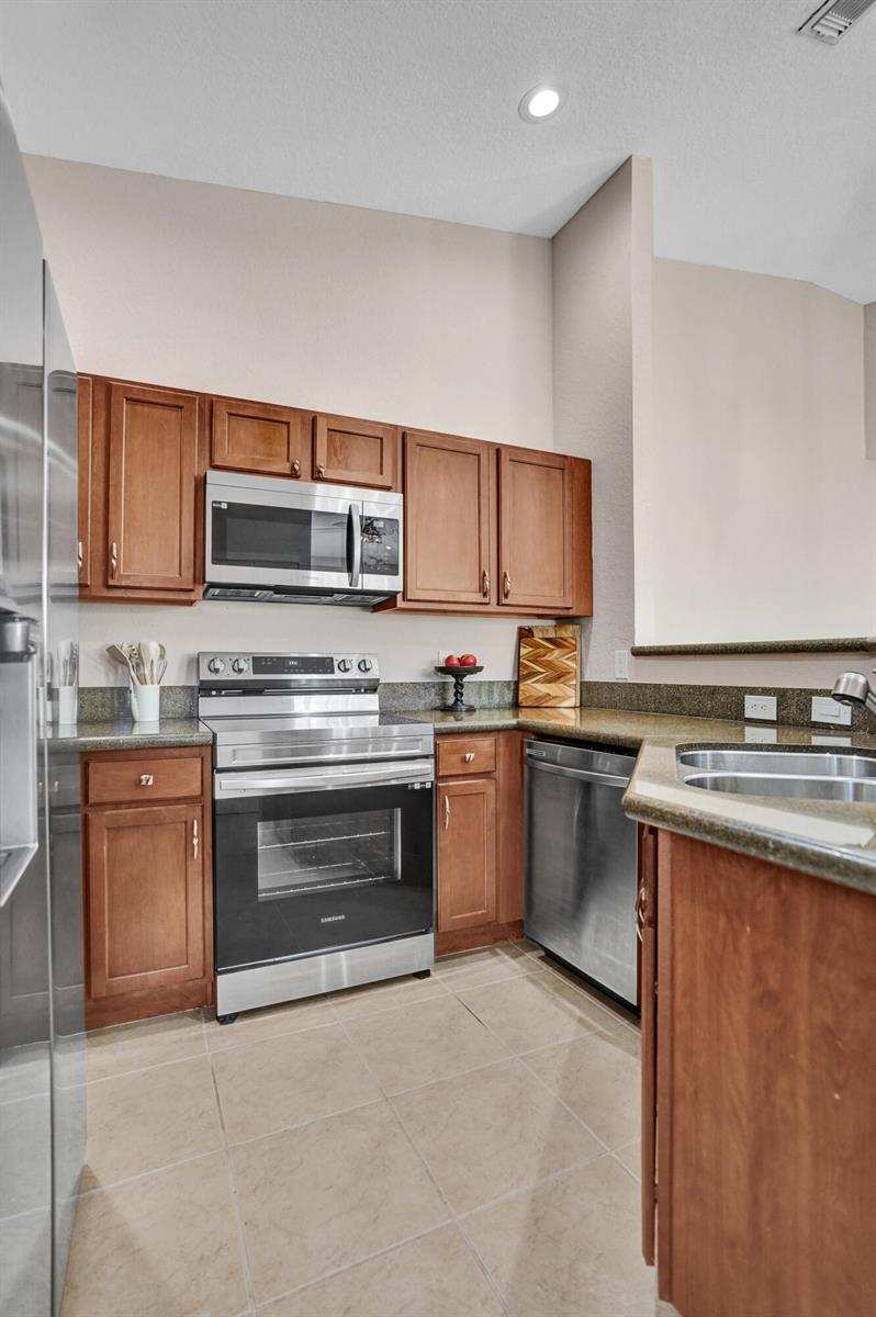 1825 Sonrisa Street # 1825, Riviera Beach FL 33404