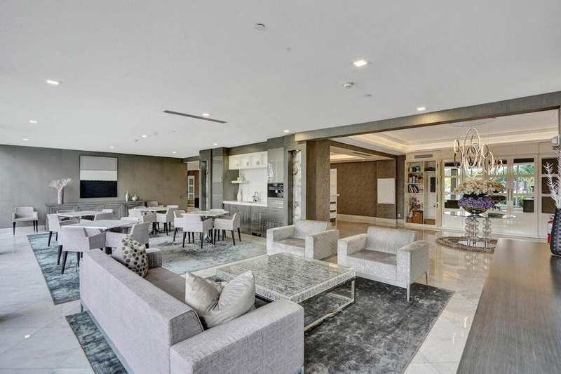 701 E Camino Real # 4b, Boca Raton FL 33432