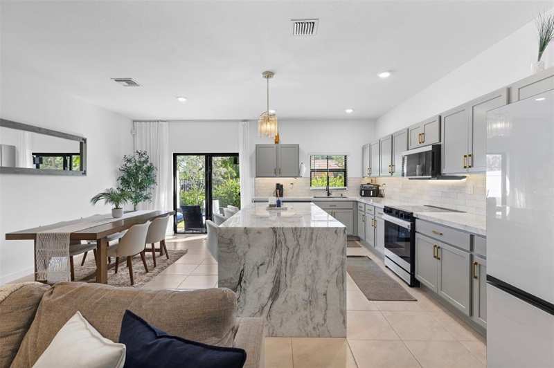 884 NW 3rd Terrace, Pompano Beach FL 33060