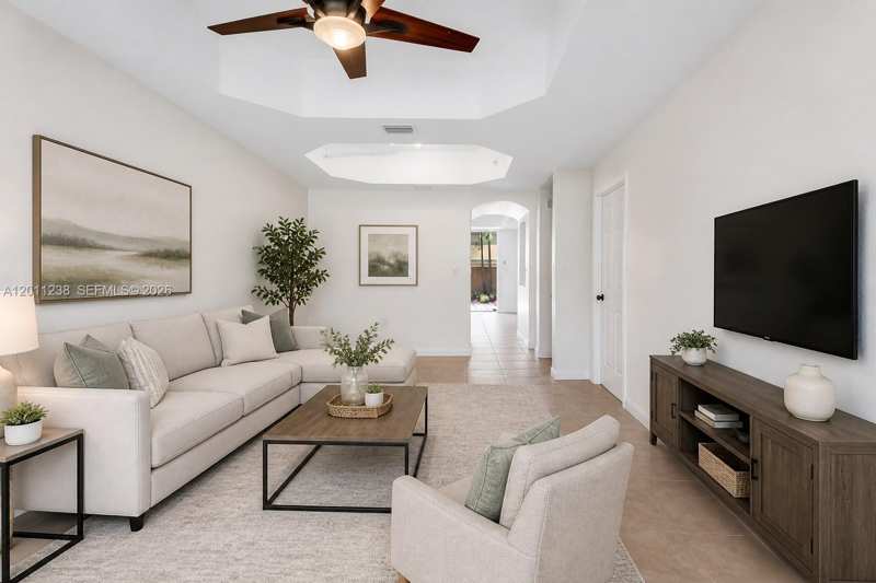 15213 SW 30th Ter, Miami FL 33185