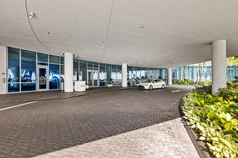 601 NE 36th St # 2109, Miami FL 33137