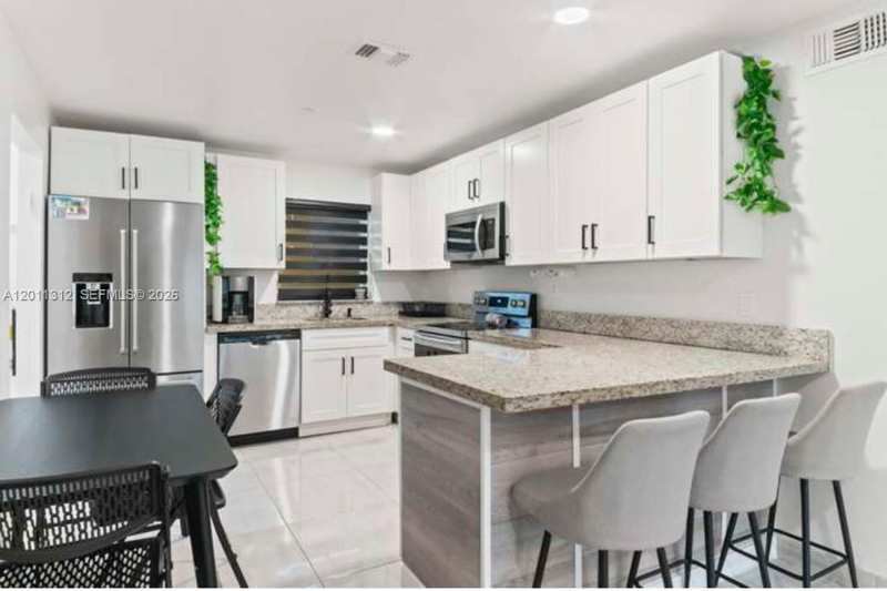 2320 SW 18th Ter # 1, Fort Lauderdale FL 33315