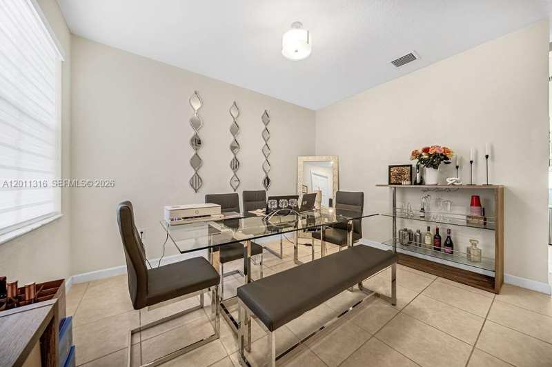 10657 W 32nd Ln, Hialeah FL 33018