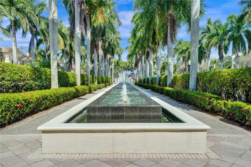 12321 Sand Wedge Dr, Boynton Beach FL 33437