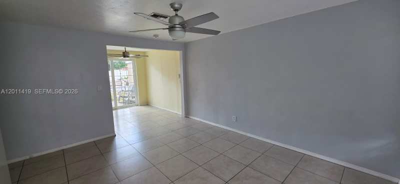 5900 Atlanta St, Hollywood FL 33021