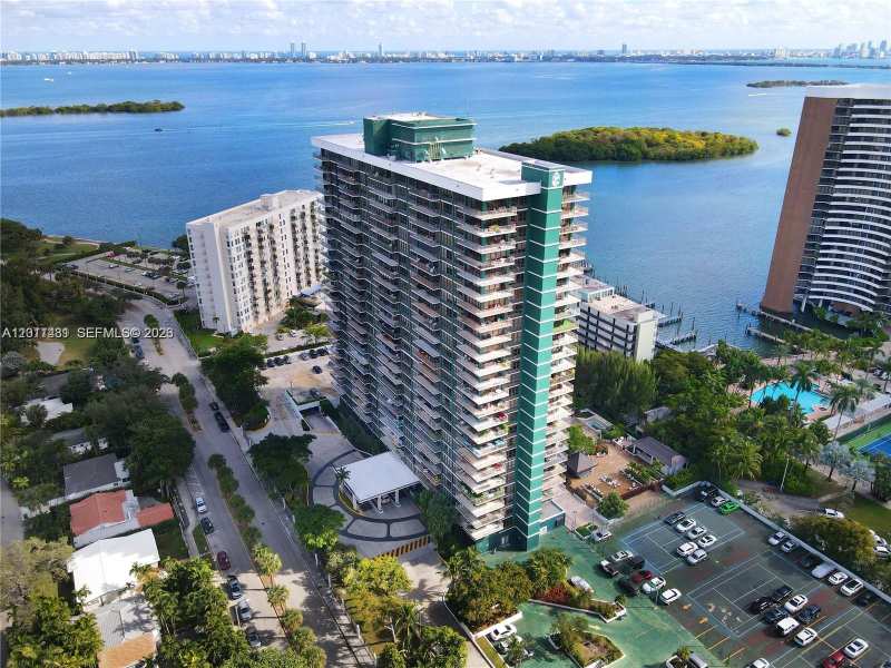 780 NE 69th St # 404, Miami FL 33138