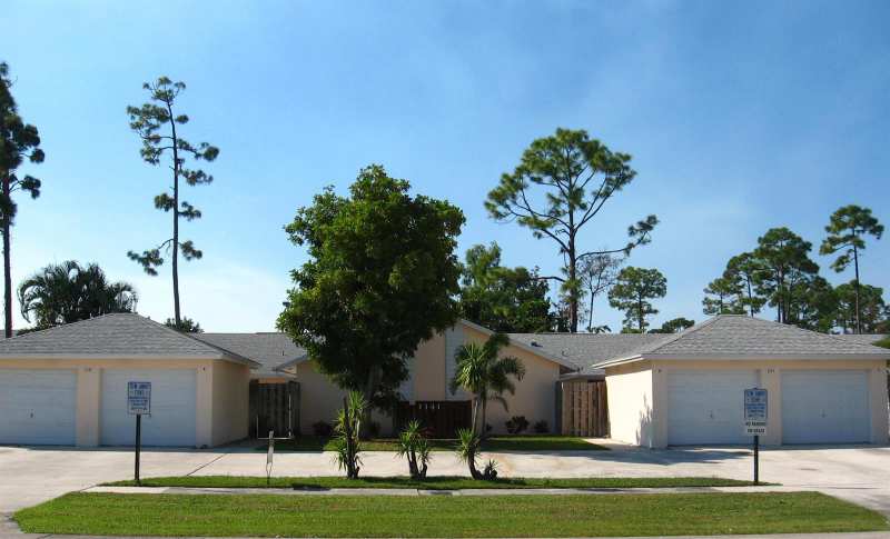 1157 Hyacinth Place, Wellington FL 33414