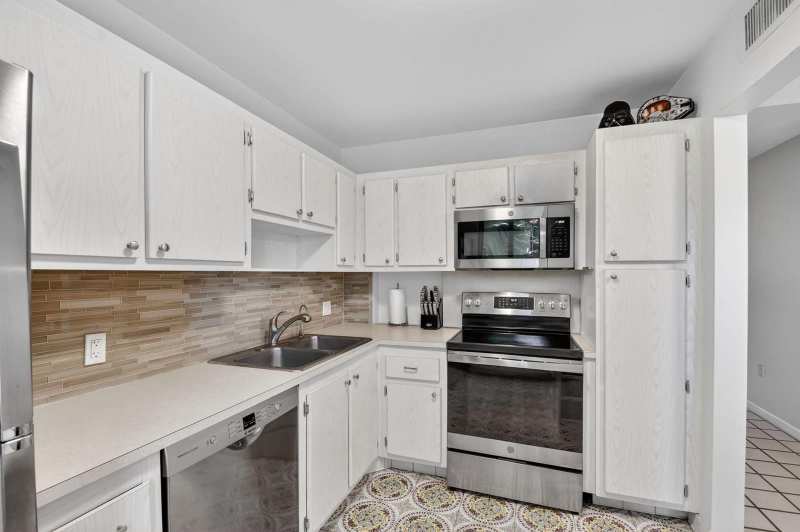 4272 Deste Court # 101, Lake Worth FL 33467