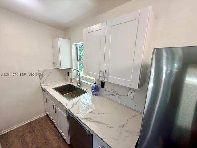 530 Mentone Rd, Lake Worth FL 33462
