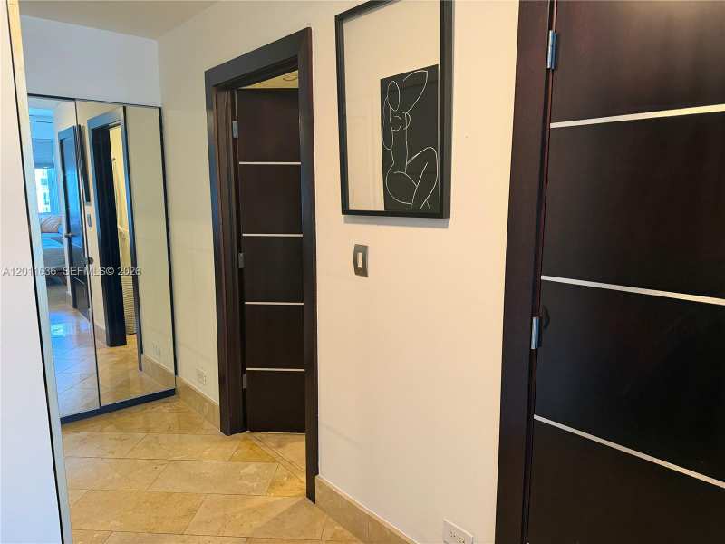 2301 Collins Ave, Miami Beach FL 33139