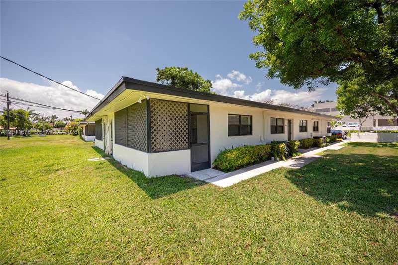 8732 SW 145th St # 8732, Palmetto Bay FL 33176