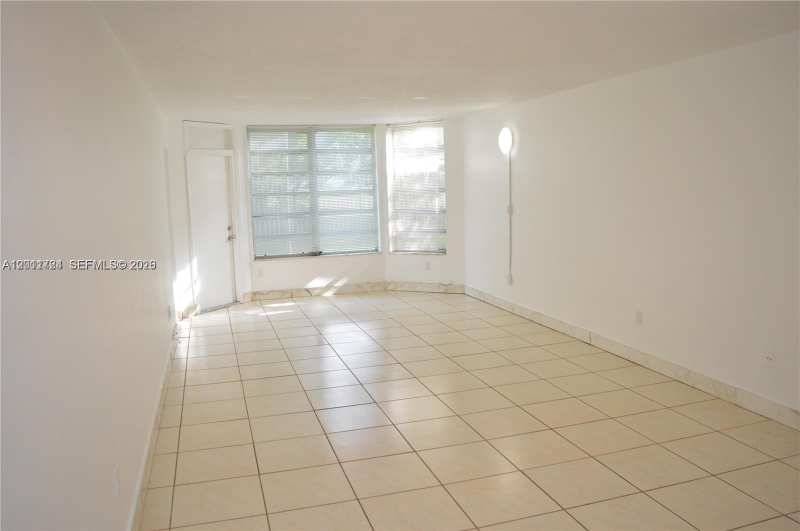 1601 NE 191st St # B103, Miami FL 33179