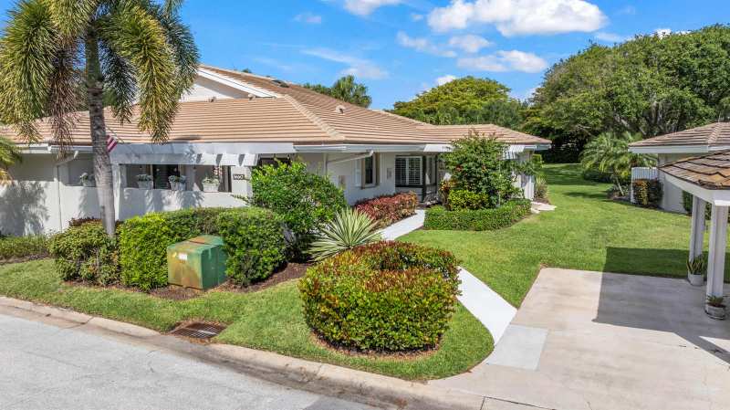 3660 Freshwater Drive, Jupiter FL 33477