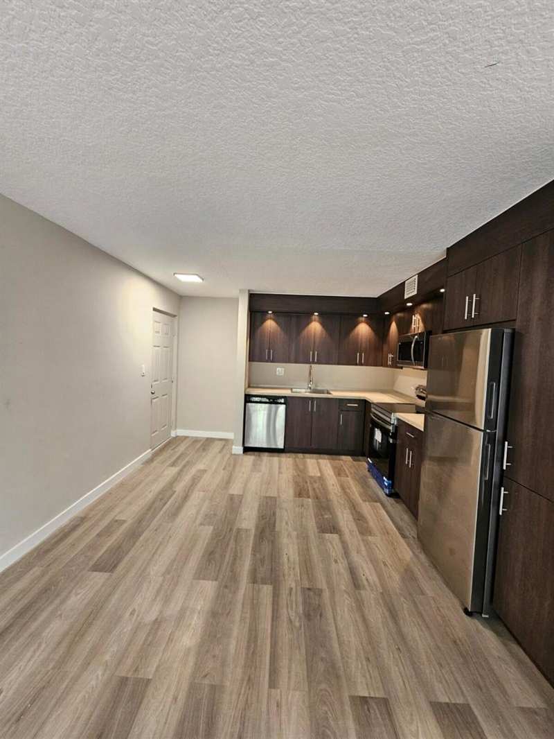 1850 N Congress Avenue # 305, West Palm Beach FL 33401