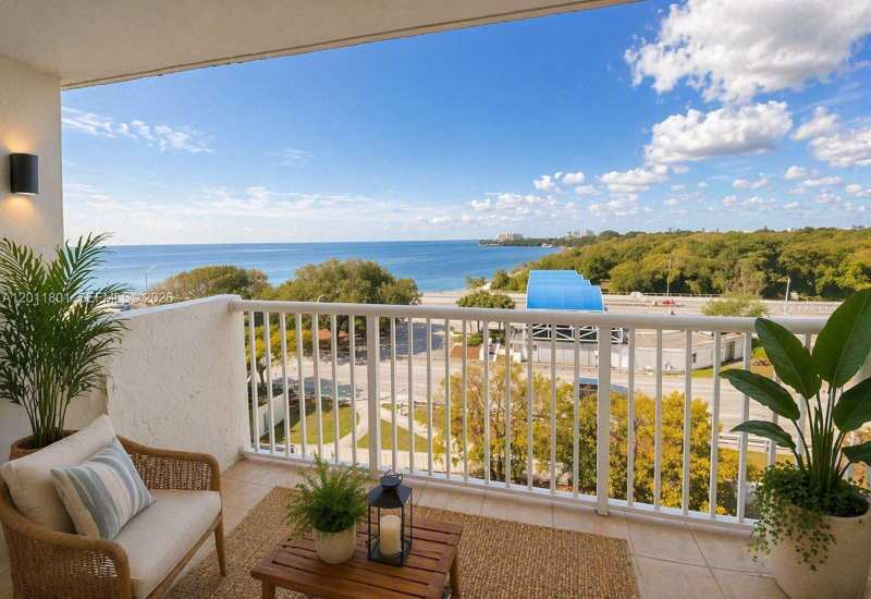 150 SE 25th Rd # 8i, Miami FL 33129