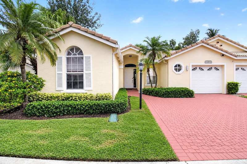 17257 Boca Club Boulevard Apt 5, Boca Raton FL 33487