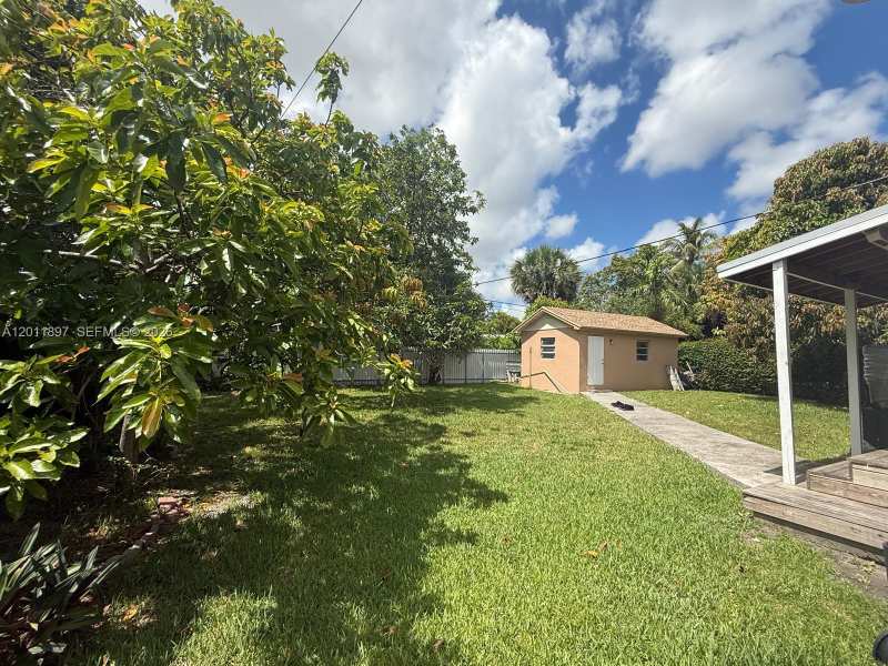 BISCAYNE GARDENS SEC E PA