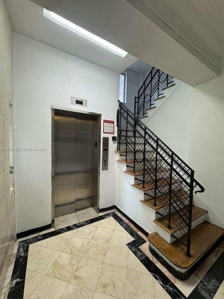 3700 Collins Ave # 309, Miami Beach FL 33140