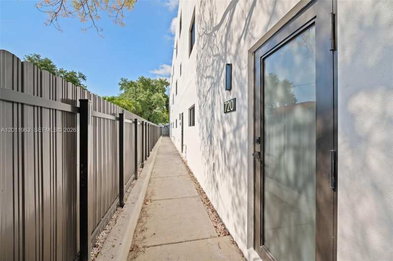 720 NW 55th Ter # 720, Miami FL 33127