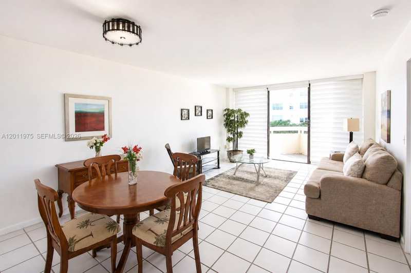 2501 Brickell Ave # 804, Miami FL 33129