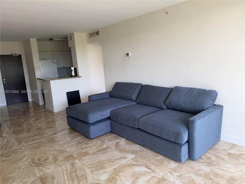 1500 Bay Rd # 318S, Miami Beach FL 33139