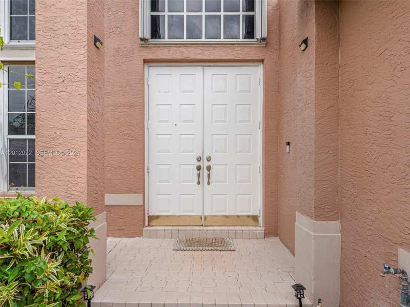16455 SW 20th St, Miramar FL 33027