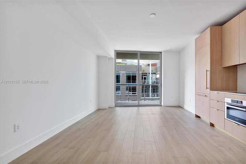 90 NE 32 St # 413, Miami FL 33127
