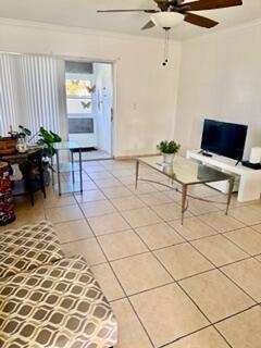 5443 Cresthaven Boulevard # F, West Palm Beach FL 33415