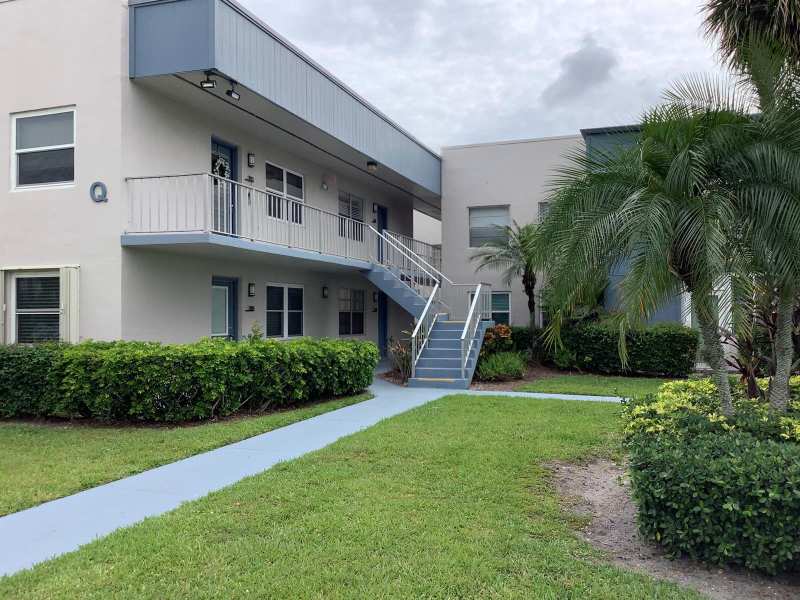 794 Normandy Q, Delray Beach FL 33484