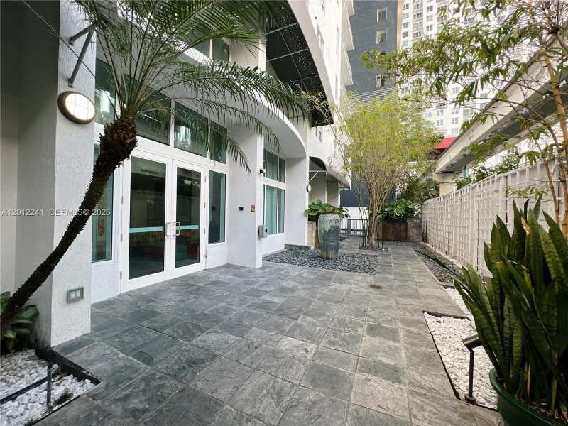 234 NE 3rd St # 703, Miami FL 33132