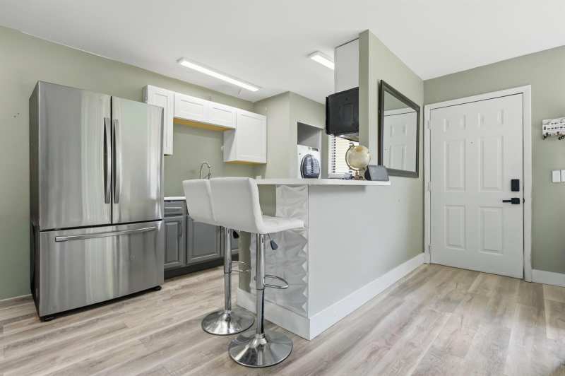 545 Trace Circle # 102, Deerfield Beach FL 33441