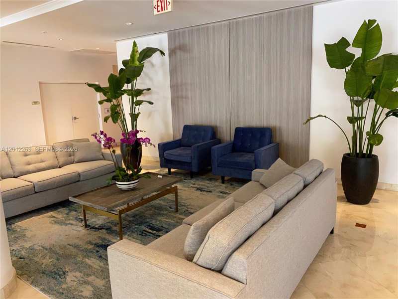 1627 SW 37th Ave # 804, Miami FL 33145