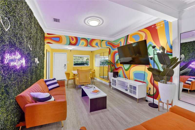 5627 NW 9th Ave, Miami FL 33127