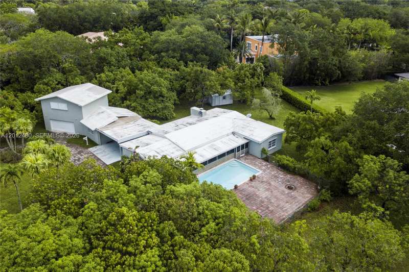10851 SW 68th Ave, Pinecrest FL 33156