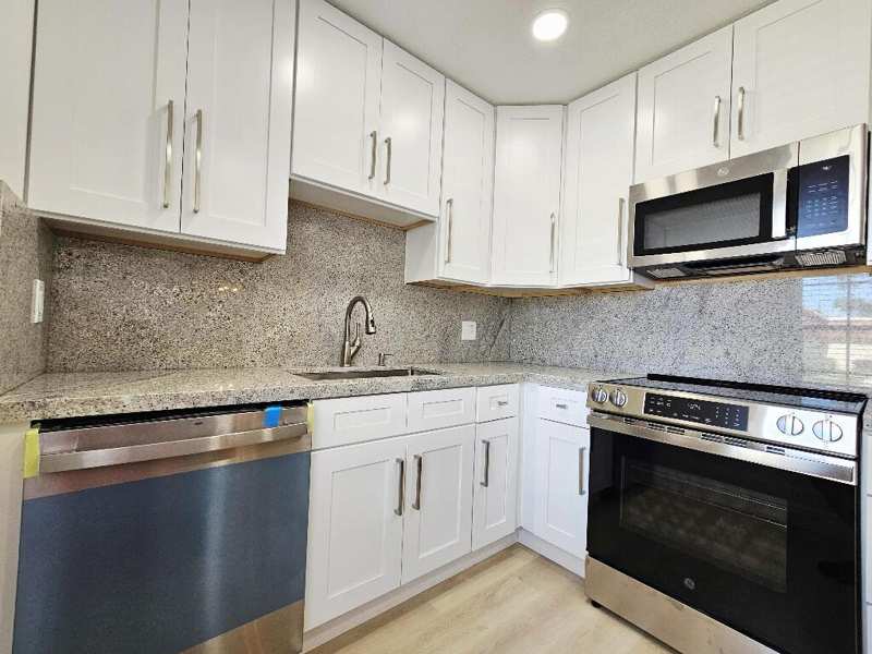 835 Salem Lane, FL 33467