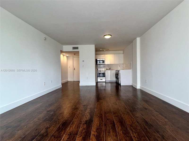 5055 NW 7th St # 303, Miami FL 33126